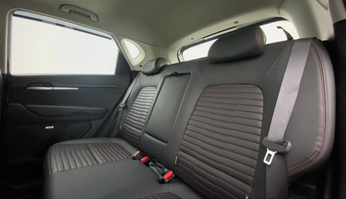 2020 KIA SONET GTX PLUS DCT 1.0, Petrol, Automatic, 7,904 km, Right Side Rear Door Cabin