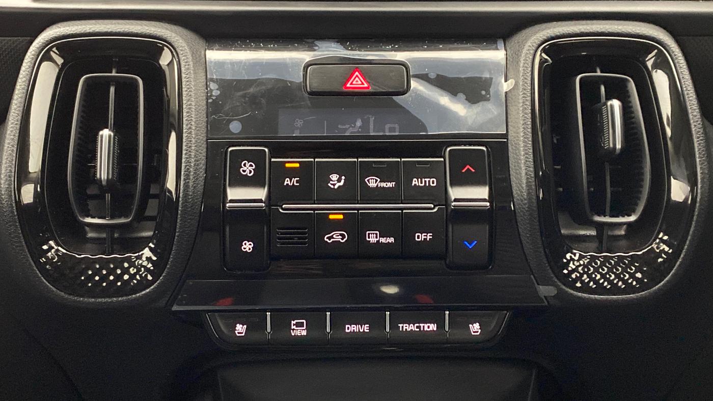 2020 KIA SONET GTX PLUS DCT 1.0, Petrol, Automatic, 7,904 km, Automatic Climate Control