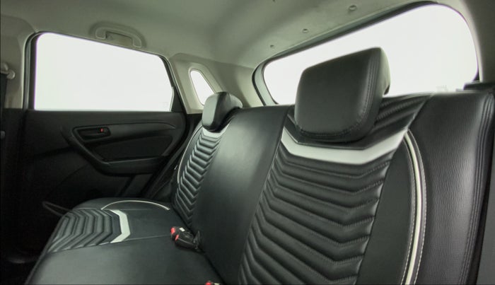 2019 Maruti Vitara Brezza VDI, Diesel, Manual, 1,09,271 km, Right Side Rear Door Cabin