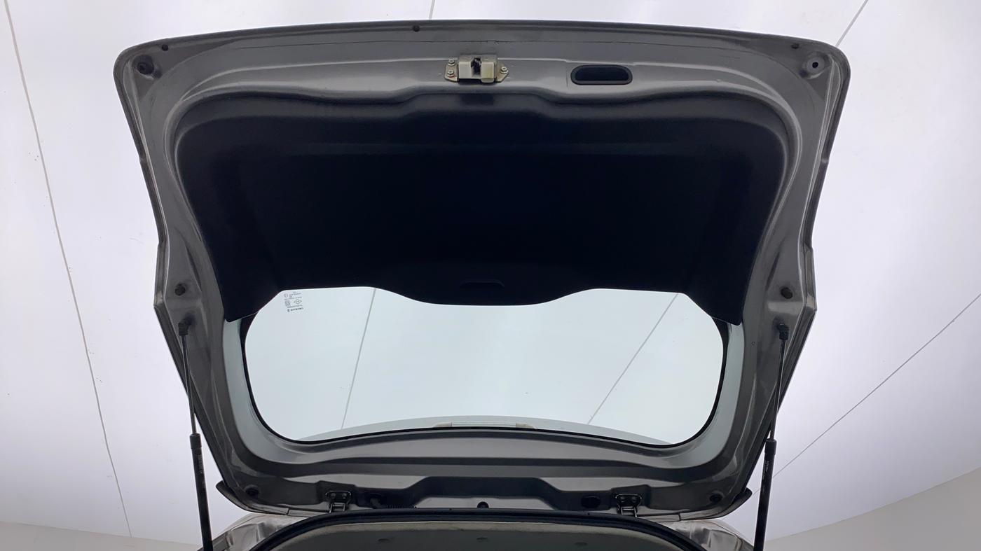 2019 Maruti Vitara Brezza VDI, Diesel, Manual, 1,09,271 km, Boot Door Open