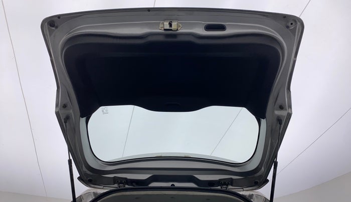 2019 Maruti Vitara Brezza VDI, Diesel, Manual, 1,09,271 km, Boot Door Open