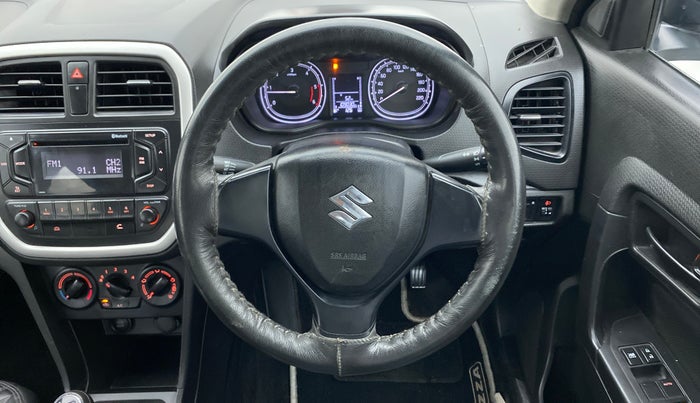 2019 Maruti Vitara Brezza VDI, Diesel, Manual, 1,09,271 km, Steering Wheel Close Up