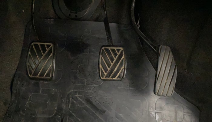 2013 Maruti Wagon R 1.0 LXI CNG, CNG, Manual, 60,983 km, Pedals