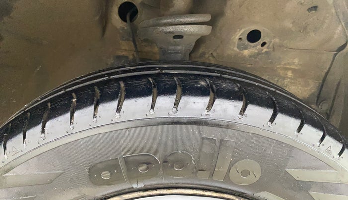 2013 Maruti Wagon R 1.0 LXI CNG, CNG, Manual, 60,983 km, Right Front Tyre Tread