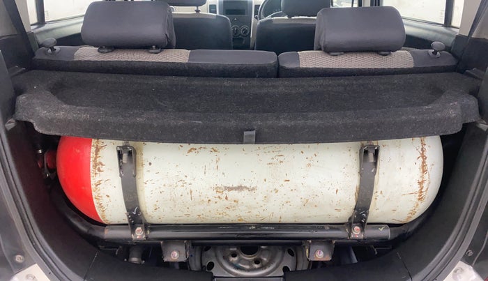 2013 Maruti Wagon R 1.0 LXI CNG, CNG, Manual, 60,983 km, Boot Inside