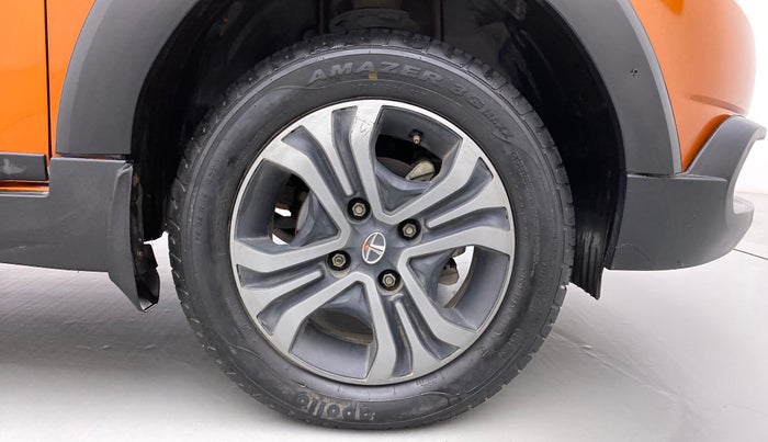 2018 Tata TIAGO NRG PETROL, Petrol, Manual, 40,612 km, Right Front Wheel