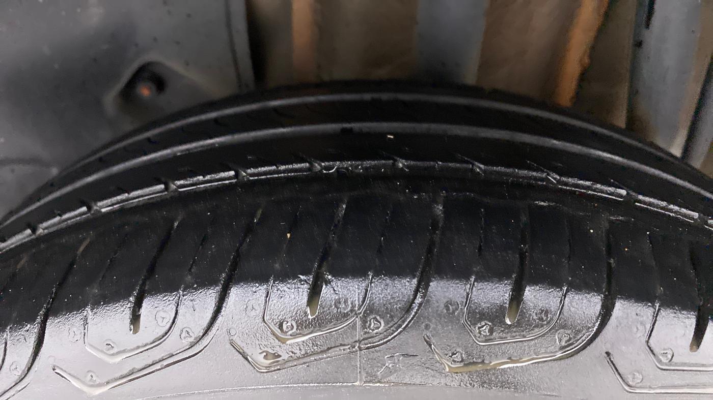 2018 Tata TIAGO NRG PETROL, Petrol, Manual, 40,612 km, Left Rear Tyre Tread