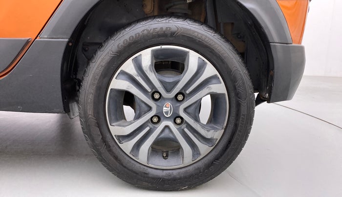 2018 Tata TIAGO NRG PETROL, Petrol, Manual, 40,612 km, Left Rear Wheel