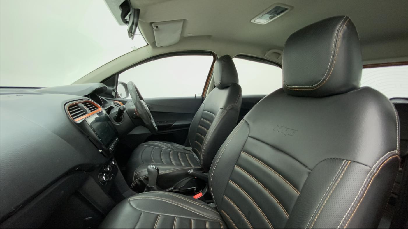 2018 Tata TIAGO NRG PETROL, Petrol, Manual, 40,612 km, Right Side Front Door Cabin