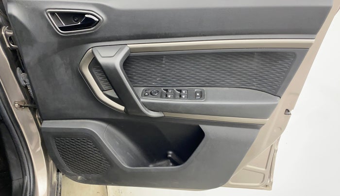 2021 Renault Kiger RXZ AMT, Petrol, Automatic, 10,266 km, Driver Side Door Panels Control