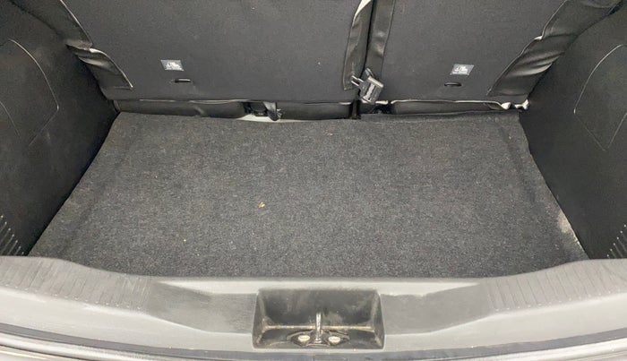 2021 Renault Kiger RXZ AMT, Petrol, Automatic, 10,266 km, Boot Inside