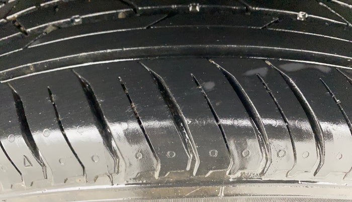 2021 Renault Kiger RXZ AMT, Petrol, Automatic, 10,266 km, Left Rear Tyre Tread