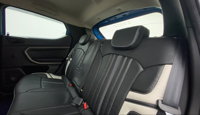 2021 Renault Kiger RXZ CVT 1.0 TURBO, Petrol, Automatic, 2,634 km, Right Side Rear Door Cabin