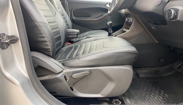 2018 Ford FREESTYLE TITANIUM 1.2 PETROL, Petrol, Manual, 76,412 km, Driver Side Adjustment Panel