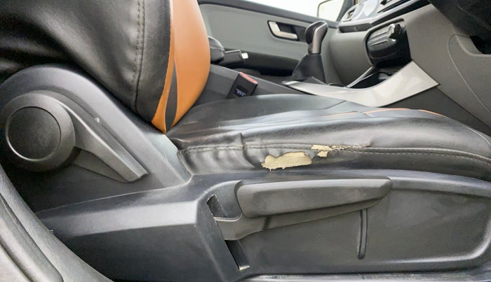 2020 Tata ALTROZ XZ PETROL, Petrol, Manual, 15,509 km, Driver Side Adjustment Panel