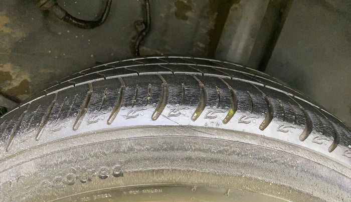 2020 Tata ALTROZ XZ PETROL, Petrol, Manual, 15,509 km, Left Rear Tyre Tread