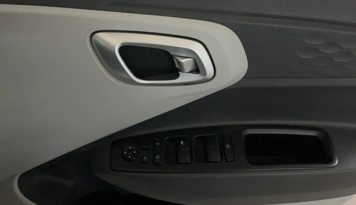 2022 Hyundai GRAND I10 NIOS SPORTZ 1.2 KAPPA VTVT, Petrol, Manual, 10,172 km, Driver Side Door Panels Control