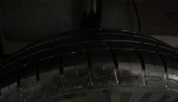 2022 Hyundai GRAND I10 NIOS SPORTZ 1.2 KAPPA VTVT, Petrol, Manual, 10,172 km, Right Rear Tyre Tread