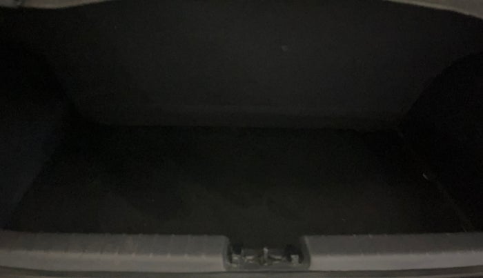 2022 Hyundai GRAND I10 NIOS SPORTZ 1.2 KAPPA VTVT, Petrol, Manual, 10,172 km, Boot Inside