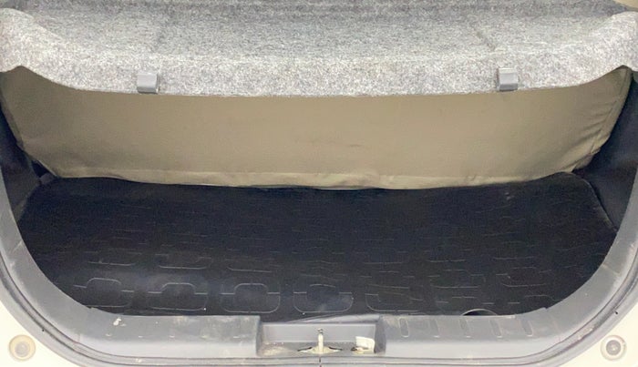2018 Maruti Alto K10 VXI P, Petrol, Manual, 8,683 km, Boot Inside