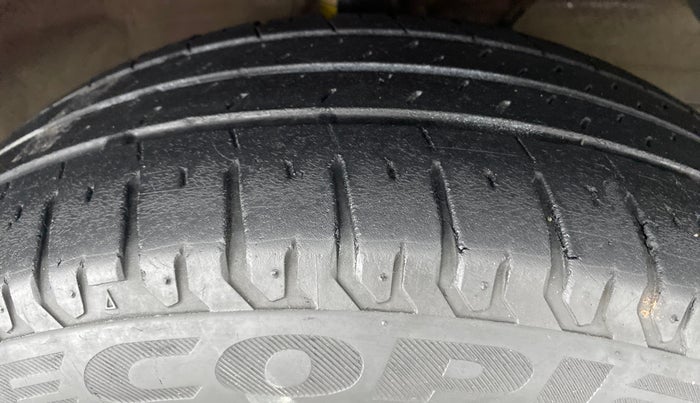 2019 Maruti Ertiga ZXI Plus SHVS, Petrol, Manual, 41,265 km, Right Front Tyre Tread