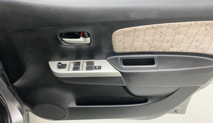 2016 Maruti Wagon R 1.0 VXI AMT, Petrol, Automatic, 23,481 km, Driver Side Door Panels Control