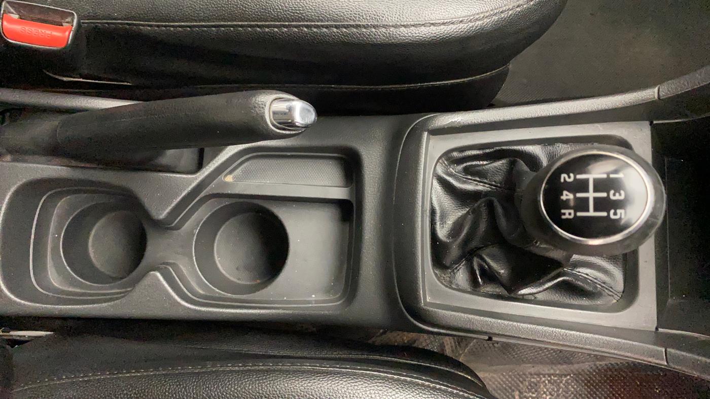 2017 Maruti Vitara Brezza ZDI PLUS DUAL TONE, Diesel, Manual, 1,29,768 km, Gear Lever