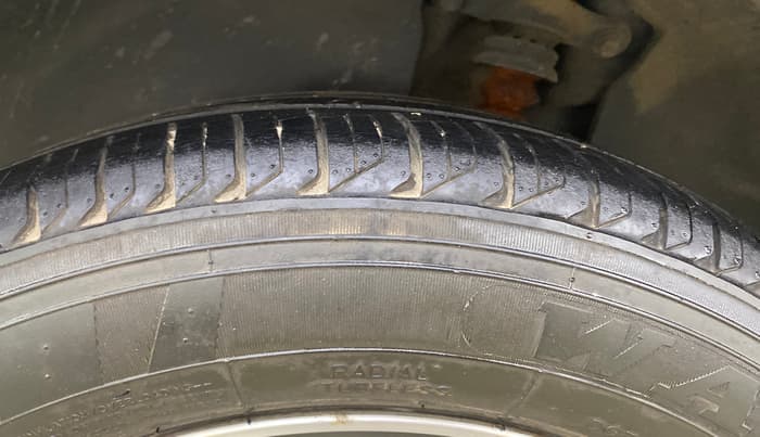 2017 Hyundai Creta SX PLUS AT 1.6 PETROL, Petrol, Automatic, 72,693 km, Left Rear Tyre Tread
