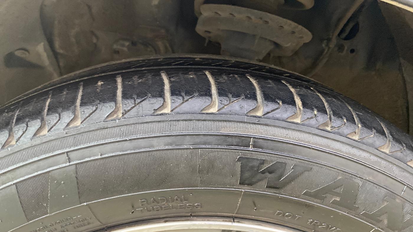 2017 Hyundai Creta SX PLUS AT 1.6 PETROL, Petrol, Automatic, 72,693 km, Left Front Tyre Tread