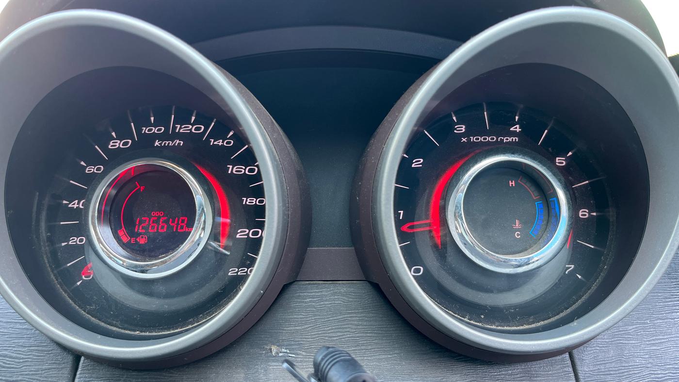 2013 Mahindra XUV500 W6, Diesel, Manual, 1,26,648 km, Odometer Image