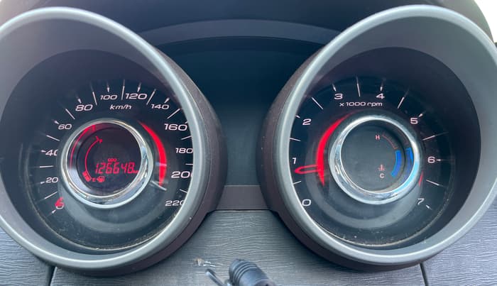2013 Mahindra XUV500 W6, Diesel, Manual, 1,26,648 km, Odometer Image