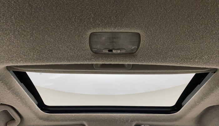 2017 Honda WR-V 1.5L I-DTEC VX MT, Diesel, Manual, 1,29,744 km, Moonroof/ Sunroof