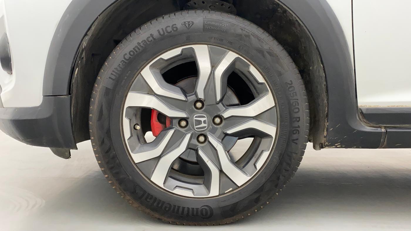 2017 Honda WR-V 1.5L I-DTEC VX MT, Diesel, Manual, 1,29,744 km, Left Front Wheel
