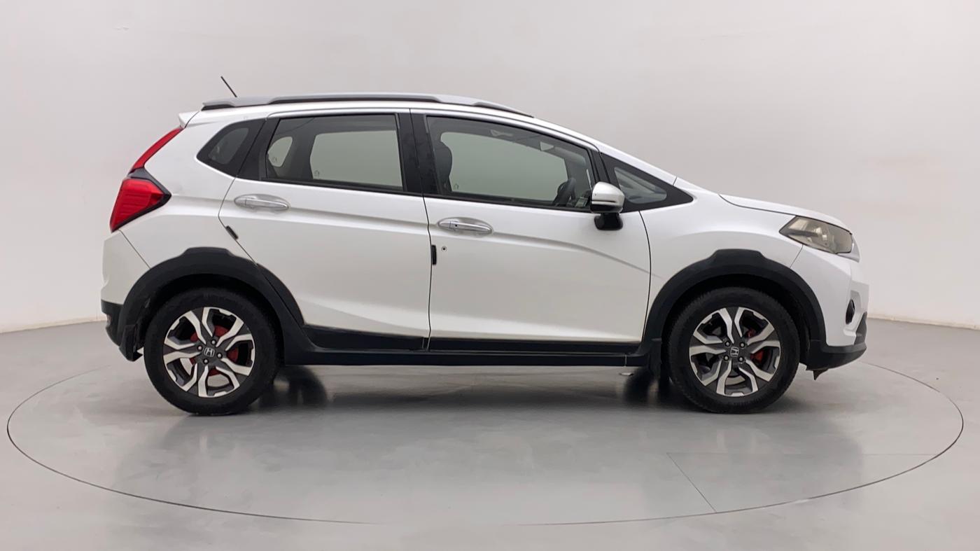 2017 Honda WR-V 1.5L I-DTEC VX MT, Diesel, Manual, 1,29,744 km, Right Side View