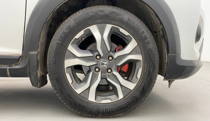 2017 Honda WR-V 1.5L I-DTEC VX MT, Diesel, Manual, 1,29,744 km, Right Front Wheel