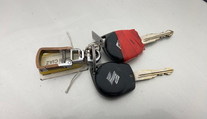 2018 Maruti Ciaz DELTA 1.4 MT PETROL, Petrol, Manual, 91,969 km, Key Close Up