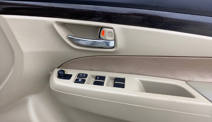 2018 Maruti Ciaz DELTA 1.4 MT PETROL, Petrol, Manual, 91,969 km, Driver Side Door Panels Control