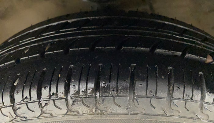 2017 Maruti Alto K10 VXI, Petrol, Manual, 41,724 km, Left Front Tyre Tread