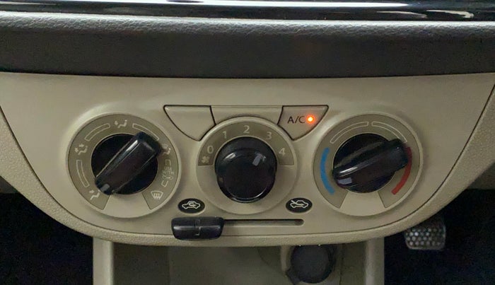 2017 Maruti Alto K10 VXI, Petrol, Manual, 41,724 km, AC Unit - Directional switch has minor damage