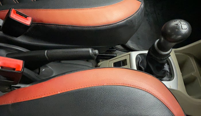 2017 Maruti Alto K10 VXI, Petrol, Manual, 41,724 km, Gear Lever