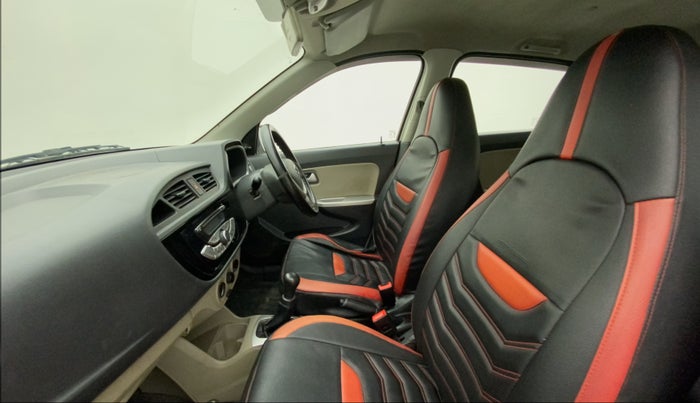 2017 Maruti Alto K10 VXI, Petrol, Manual, 41,724 km, Right Side Front Door Cabin