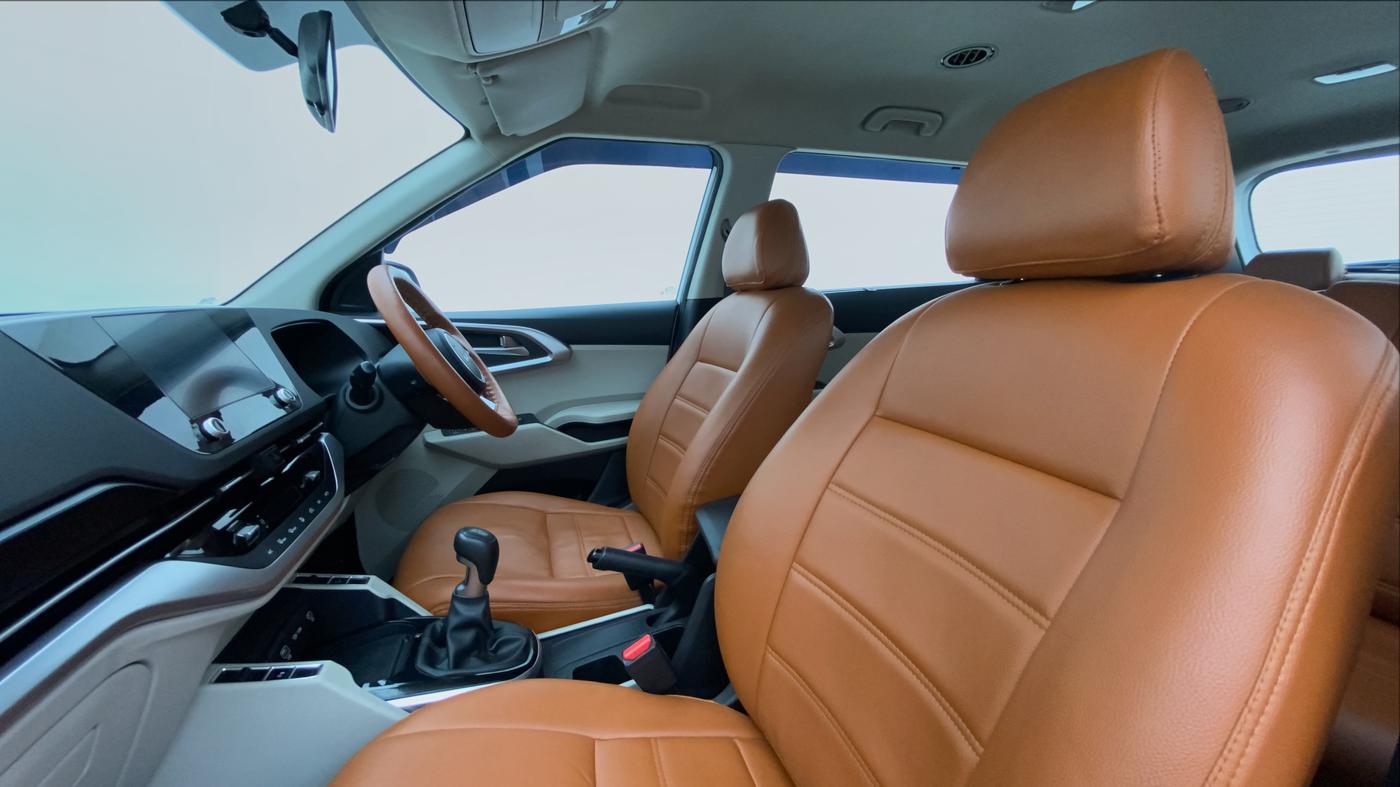 2022 KIA CARENS PRESTIGE PLUS 1.4 PETROL 7 STR, Petrol, Manual, 25,961 km, Right Side Front Door Cabin