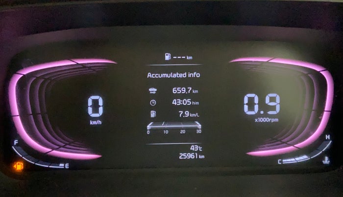 2022 KIA CARENS PRESTIGE PLUS 1.4 PETROL 7 STR, Petrol, Manual, 25,961 km, Odometer Image
