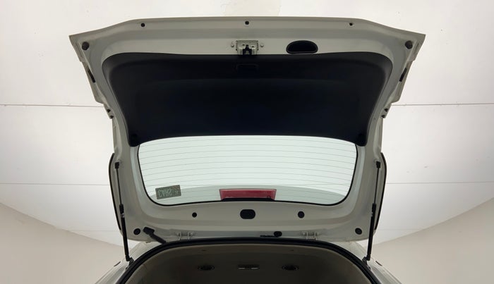2022 KIA CARENS PRESTIGE PLUS 1.4 PETROL 7 STR, Petrol, Manual, 25,961 km, Boot Door Open