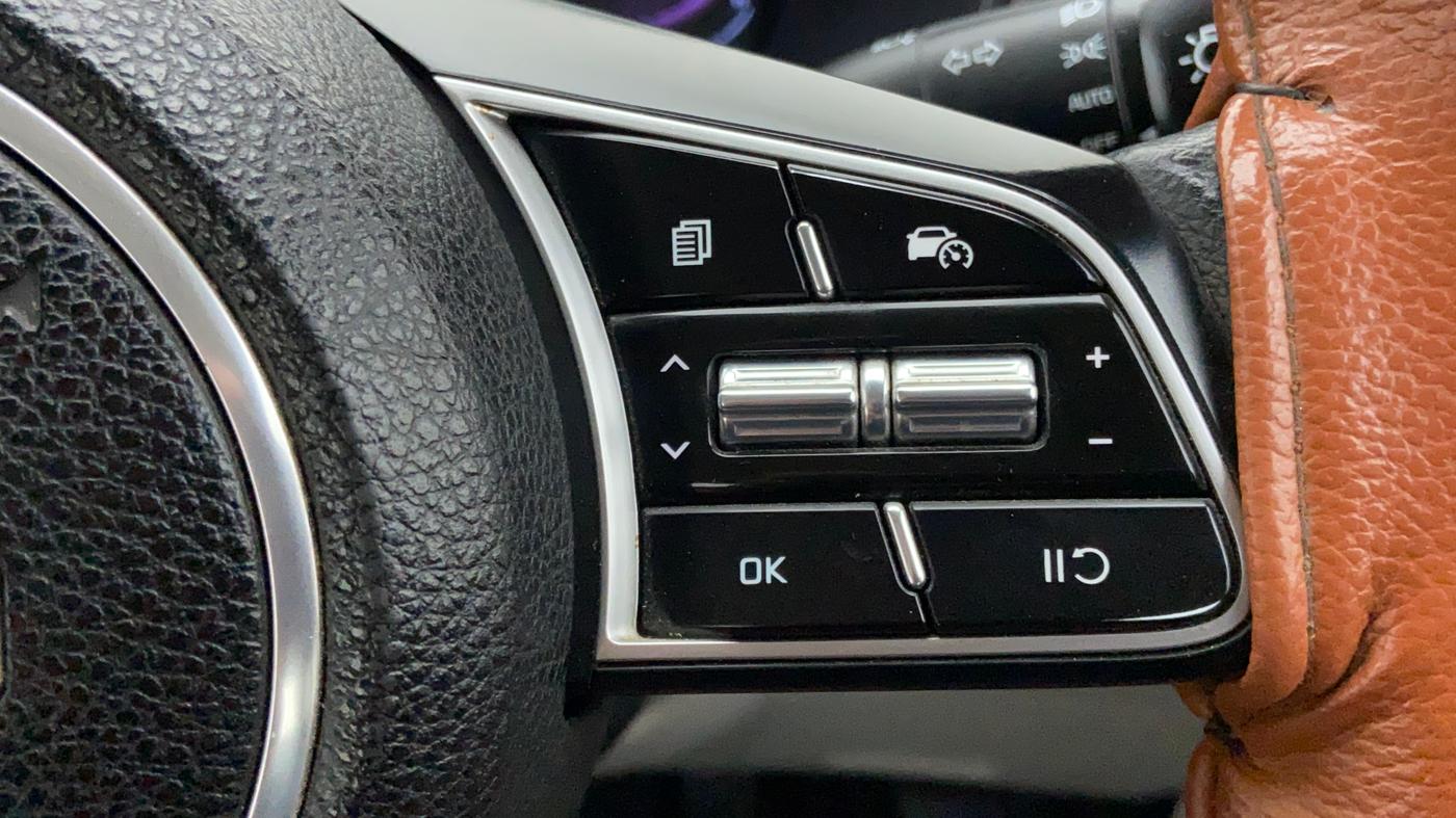 2022 KIA CARENS PRESTIGE PLUS 1.4 PETROL 7 STR, Petrol, Manual, 25,961 km, Adaptive Cruise Control