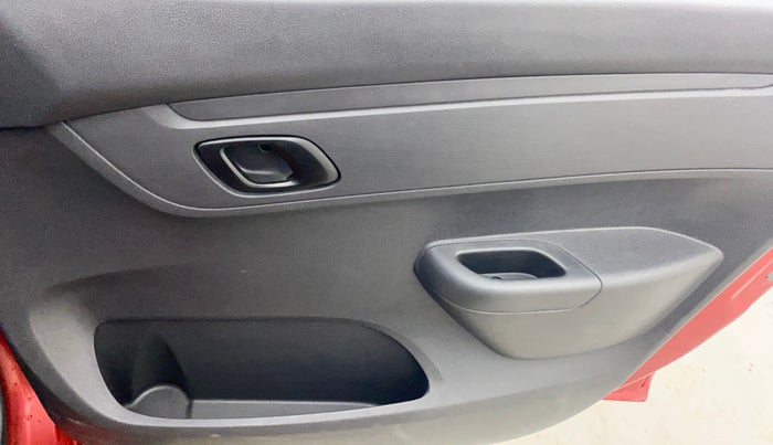 2016 Renault Kwid RXT 0.8, Petrol, Manual, 43,361 km, Driver Side Door Panels Control