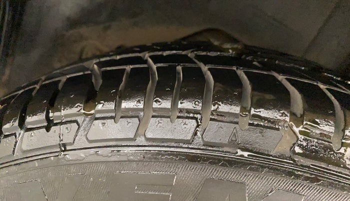 2017 Ford Figo Aspire TITANIUM1.5 DIESEL, Diesel, Manual, 58,079 km, Left Rear Tyre Tread