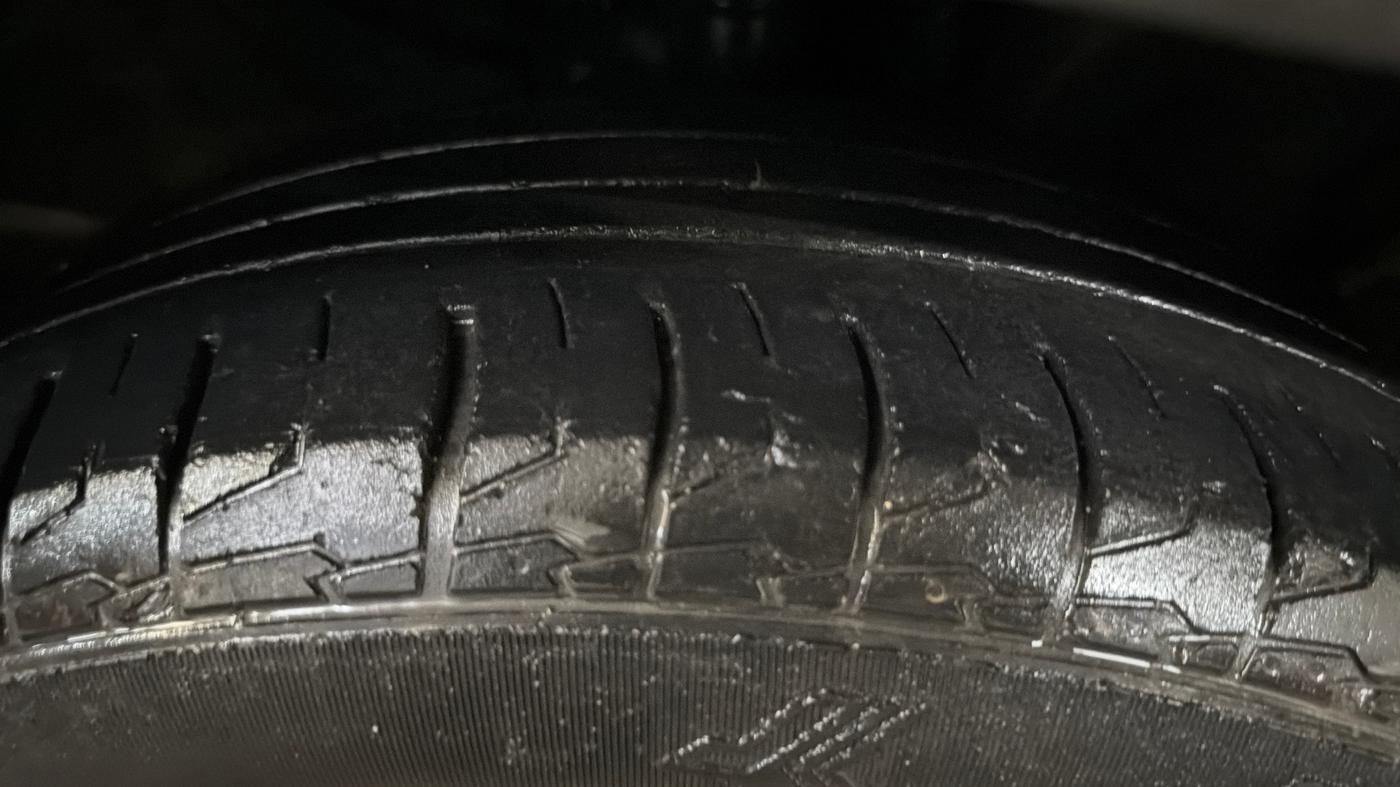2021 KIA SELTOS HTX 1.5 PETROL, Petrol, Manual, 79,917 km, Right Front Tyre Tread