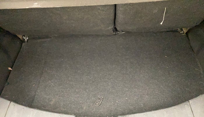 2013 Maruti Wagon R Stingray VXI, Petrol, Manual, 1,06,893 km, Boot Inside