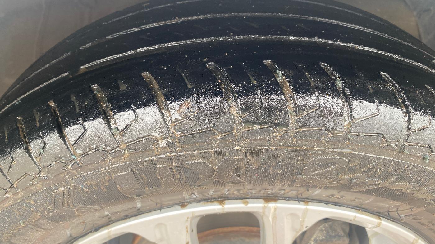 2024 Maruti Swift ZXI, Petrol, Manual, 59,255 km, Right Front Tyre Tread